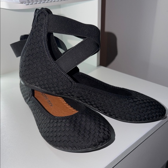 bernie mev. Shoes - Ballet Flats with Ankle Straps